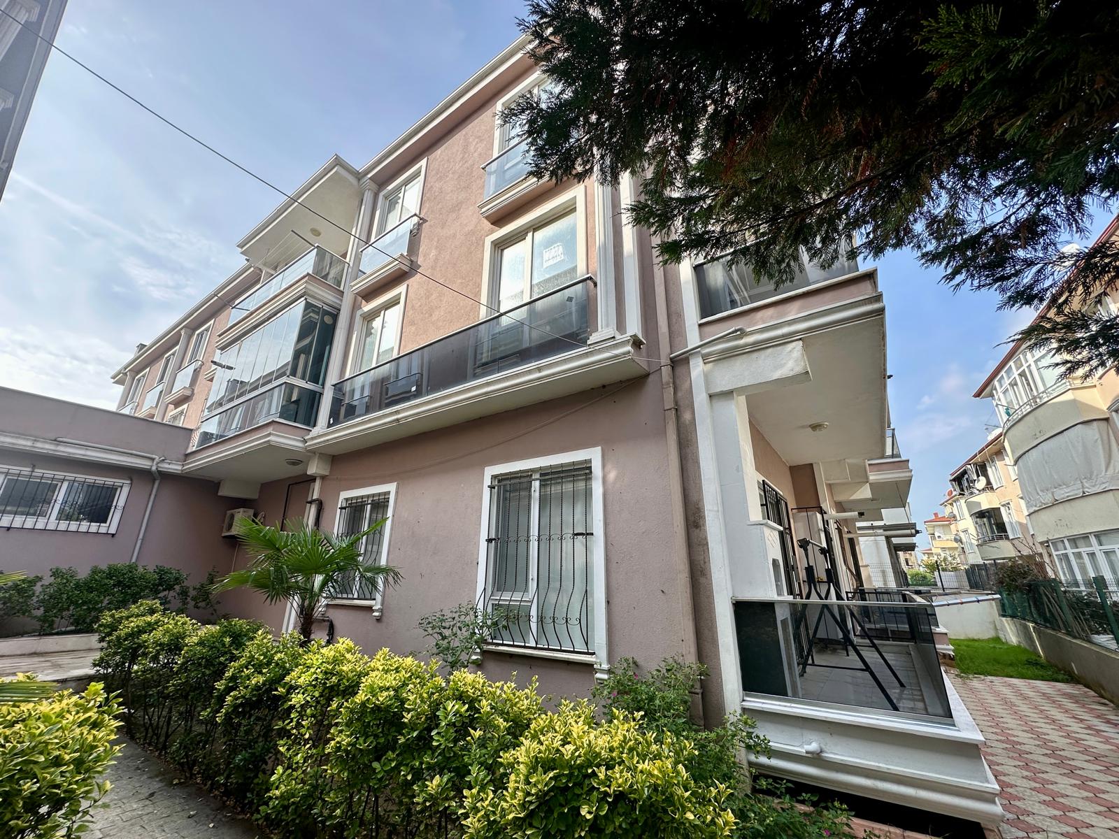 HASTANE MEVKİİ MUTFAK HOLDE KOMBİ PETEKLİ MASRAFSIZ 2+1 SATILIK DAİRE