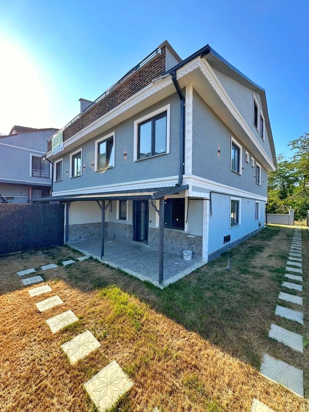 MERKEZ PLAJ, KOMPLE GRANİT ZEMİN, EBEVEYN BANYO, VERANDALI 3+1 TRİPLEKS VİLLA! KOCAALİ YAYLA MH — Satılık Villa, Kocaali