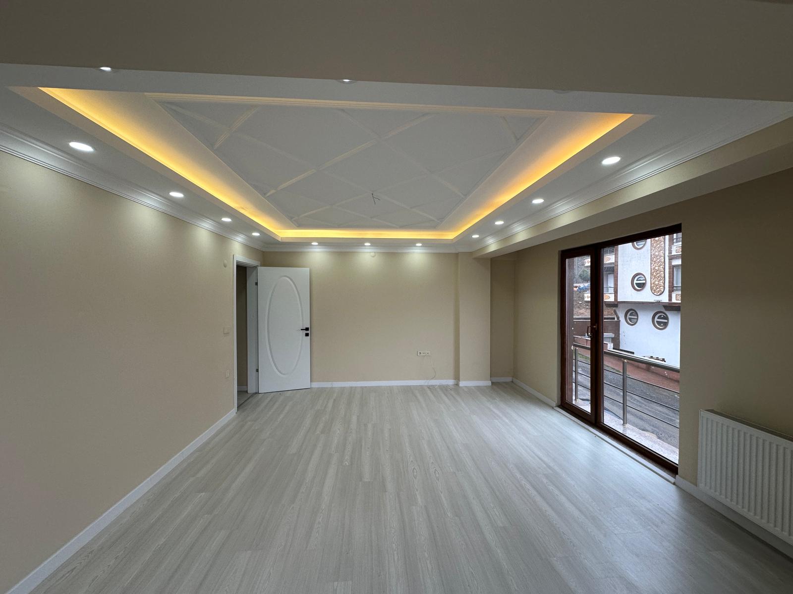 ÇARŞI MERKEZDE 3+1 MUTFAK AYRI ZİRAAT BANKASI YANINDA — Satılık Daire, Karasu