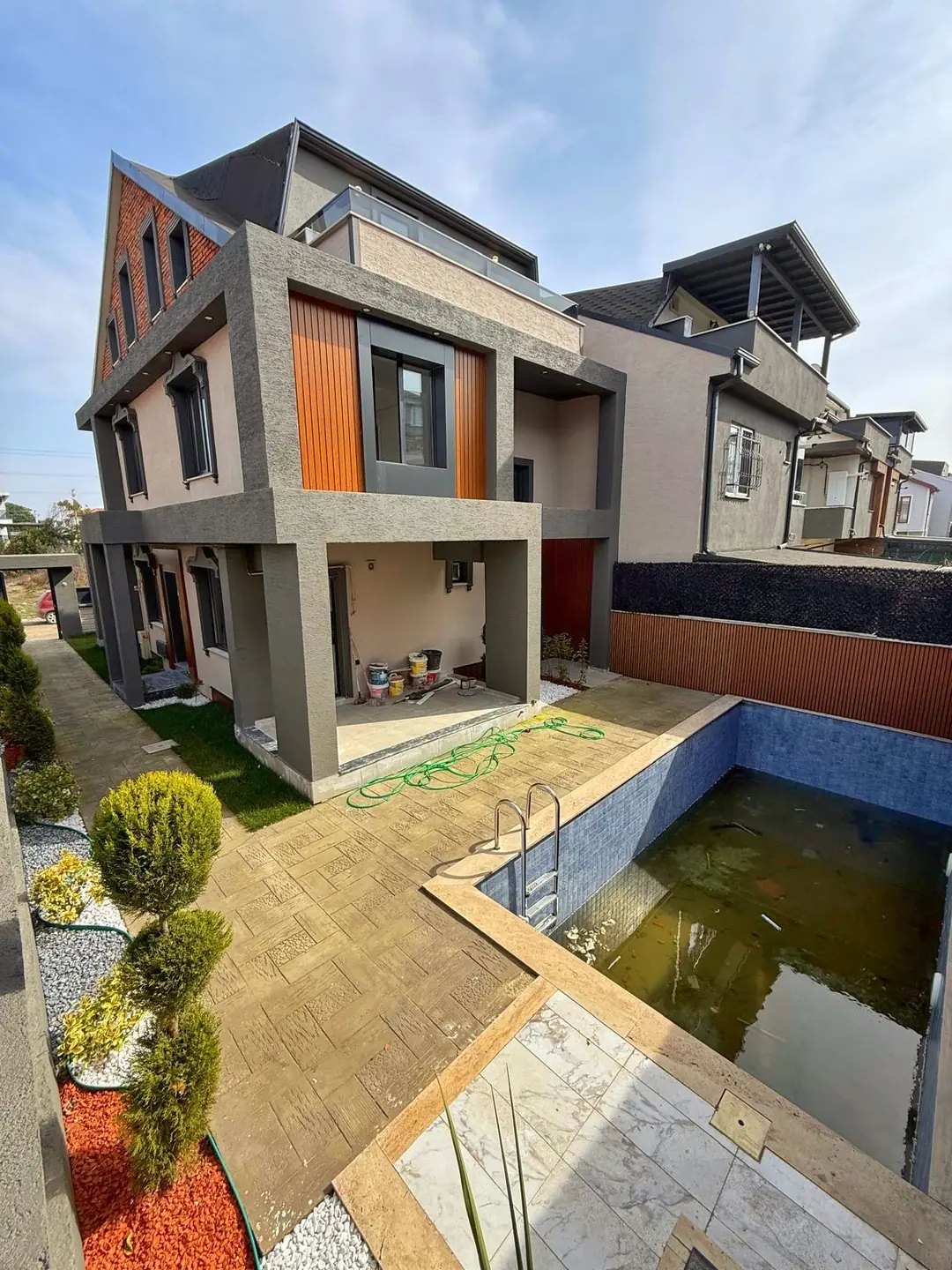 TAM BAĞIMSIZ MÜSTAKİL, DENİZ MANZARALI-2.PARSEL, HAVUZLU 5+1 TRİPLEKS VİLLA! KOCAALİ ALANDERE MH — Satılık Villa, Kocaali